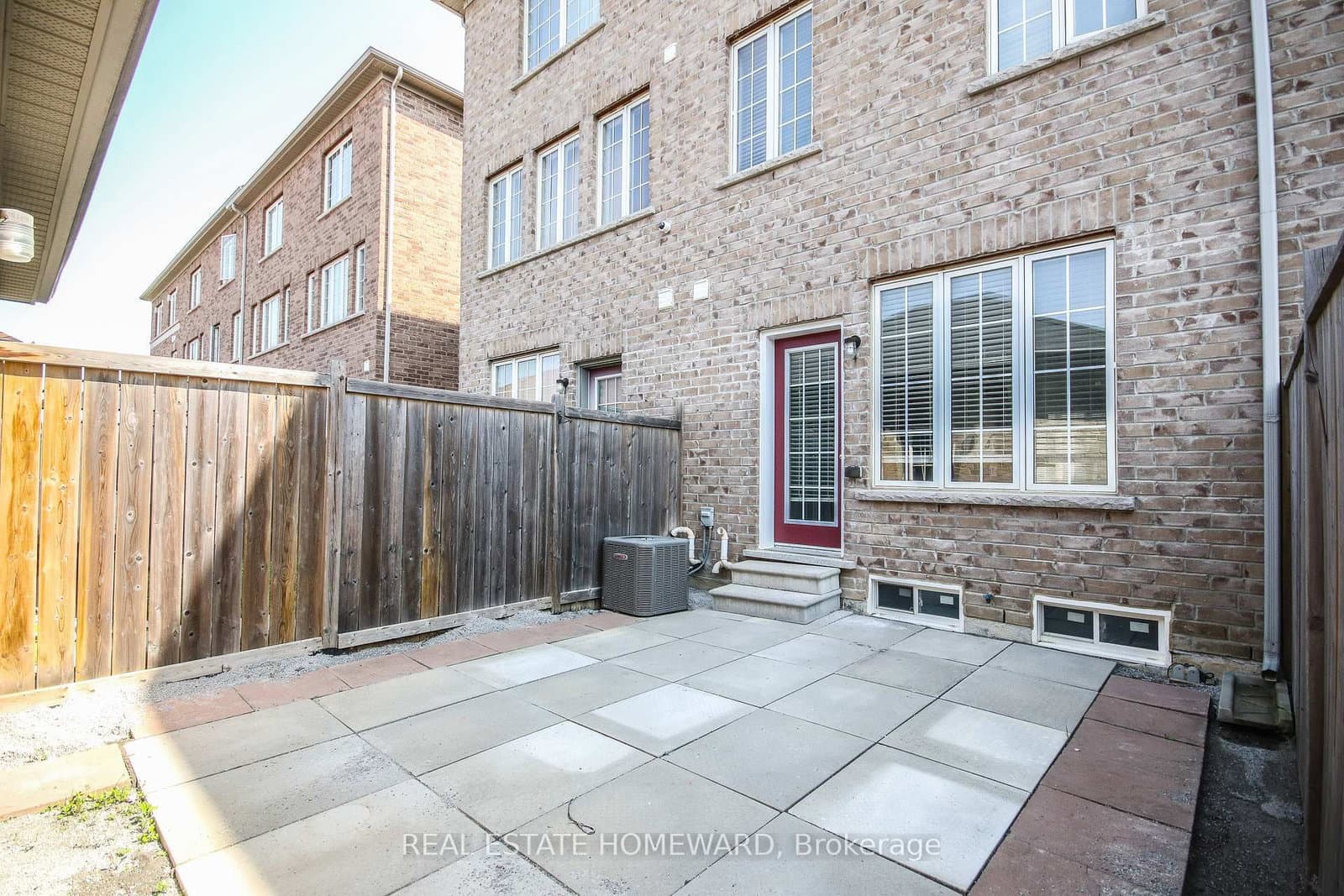 378 Cornell Rouge Boulevard thumbnail 28