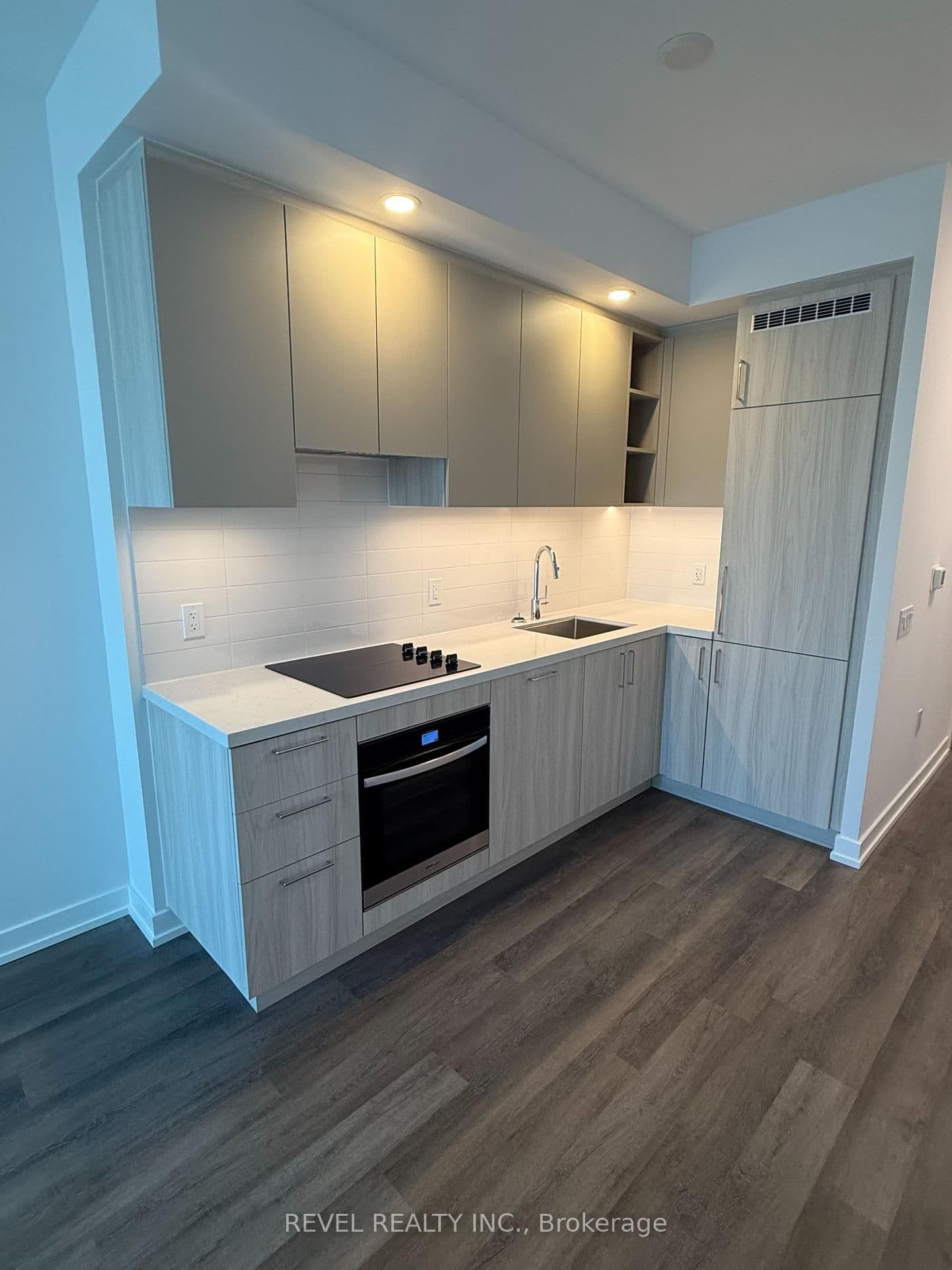 5 Meadowdale Rd Avenue N, Unit 516 thumbnail 9