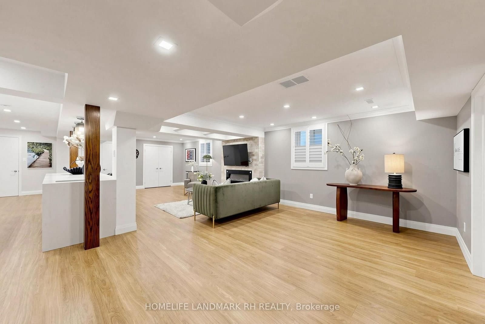 70 MURISON Drive thumbnail 44