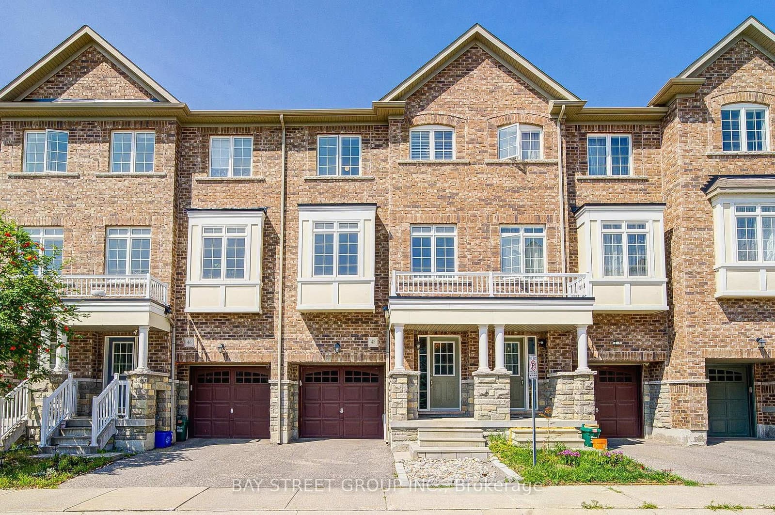 48 Roy Grove Way - Image 1