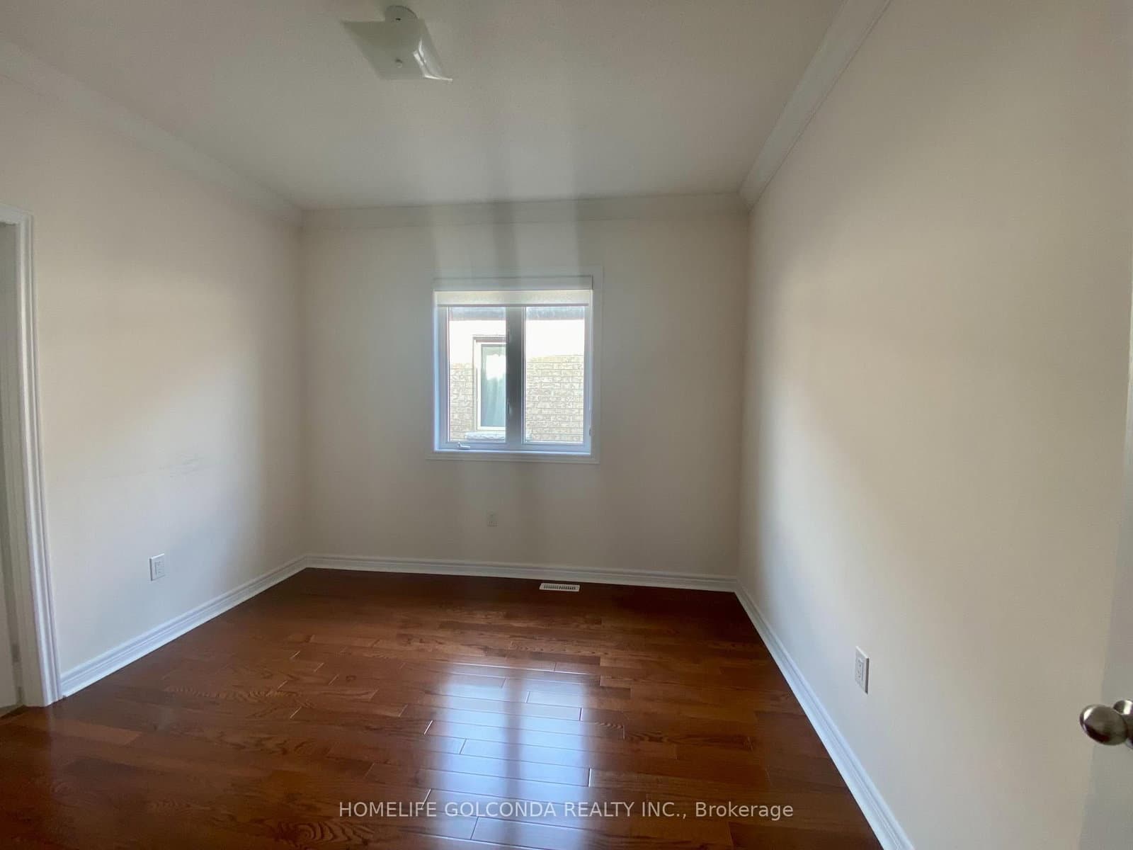 160 Chouinard Way thumbnail 16