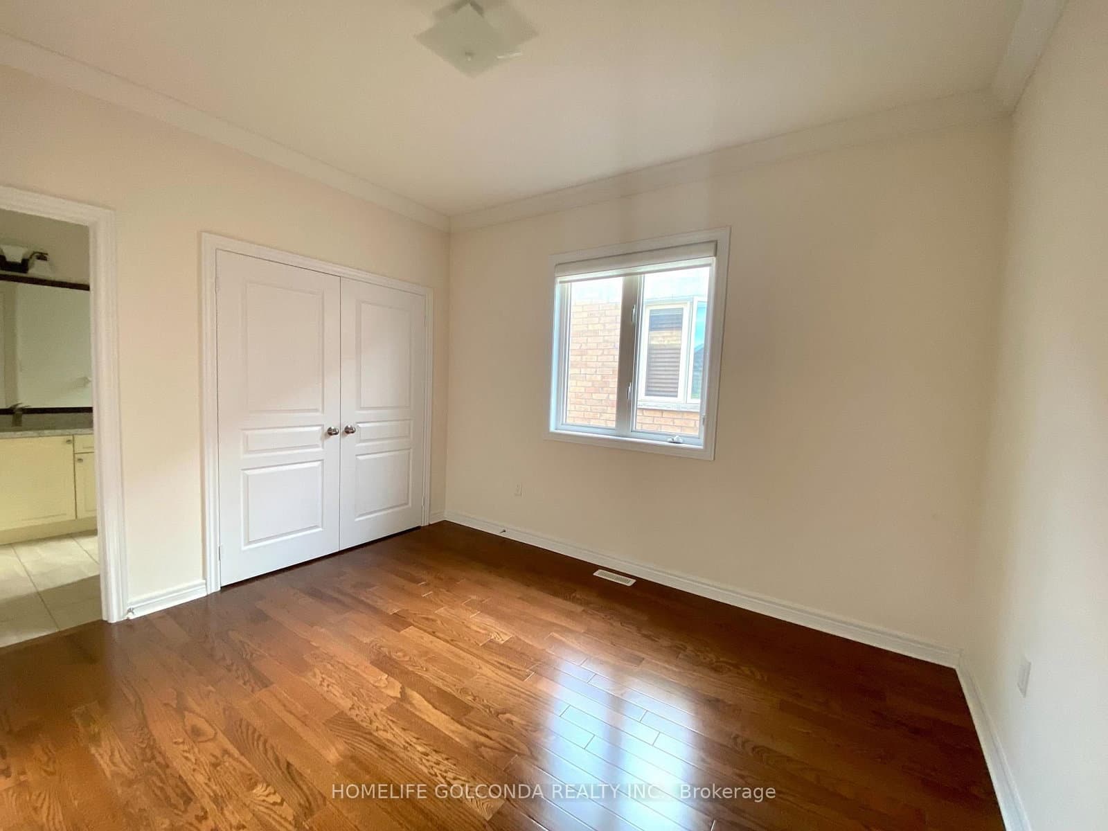 160 Chouinard Way thumbnail 17