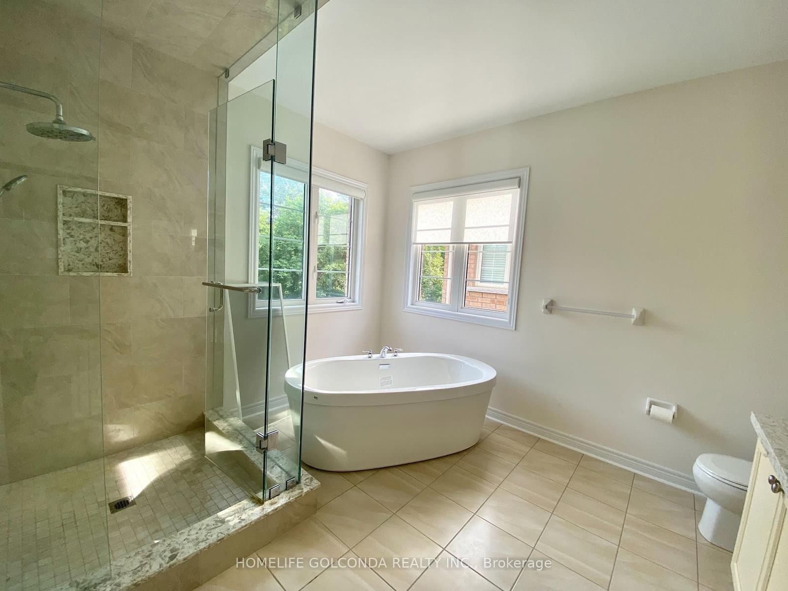 160 Chouinard Way thumbnail 19