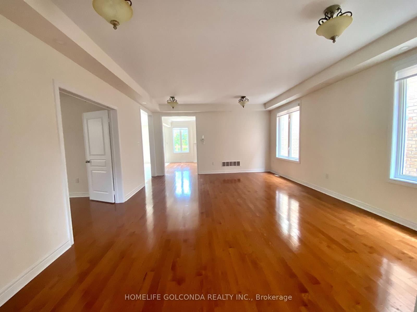 160 Chouinard Way thumbnail 24