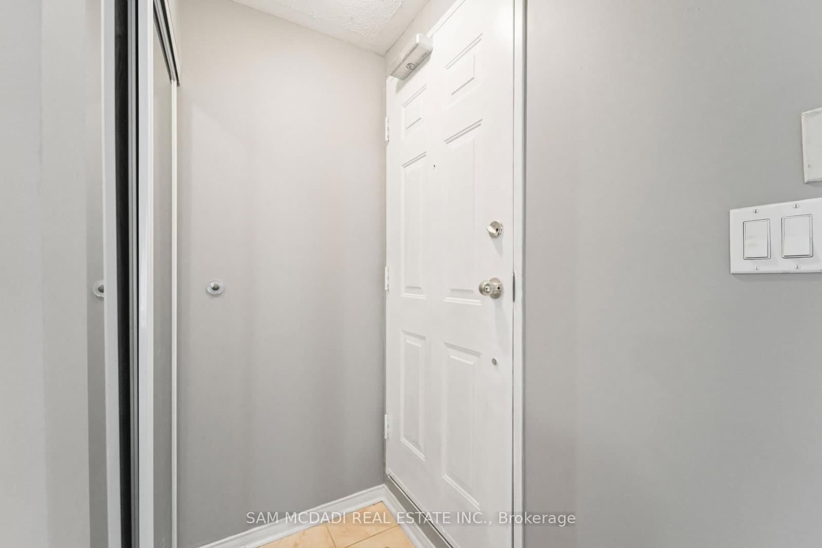 310 John Street, Unit 170 thumbnail 3