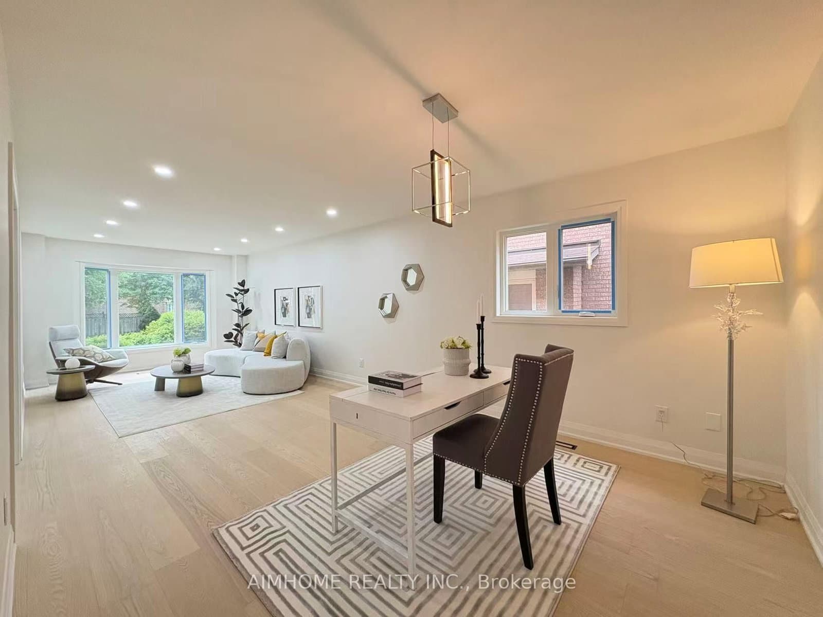 108 Berwick Crescent thumbnail 6