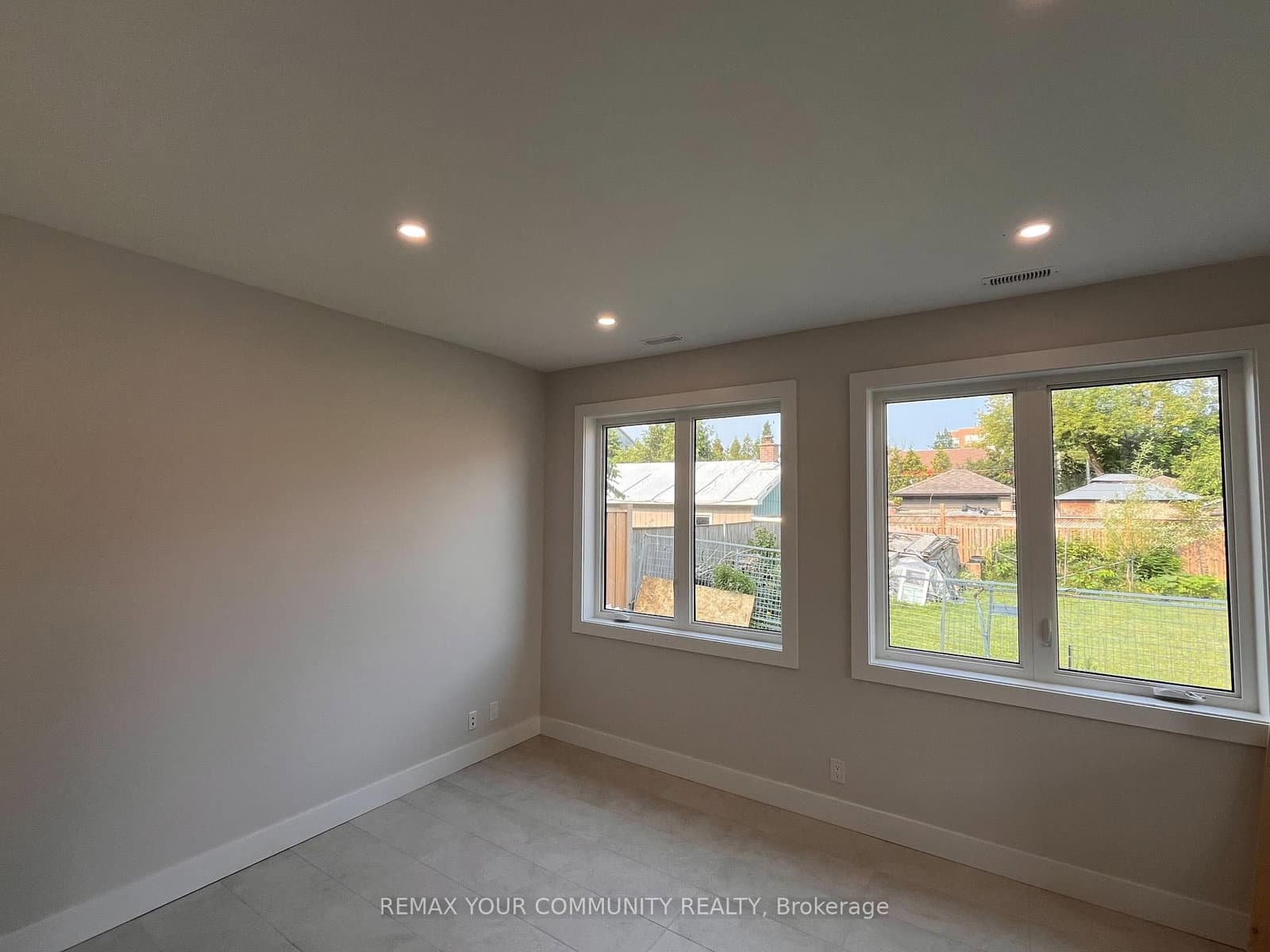 19 Cousins Drive, Unit 3 thumbnail 10
