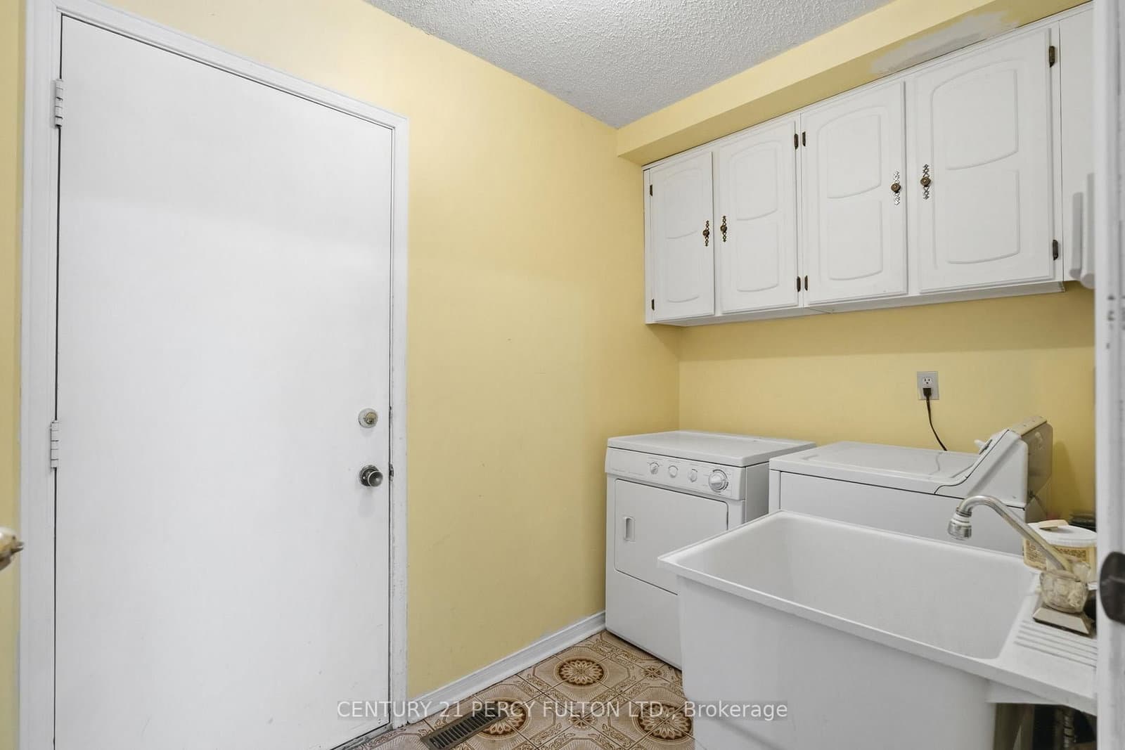 208 Conley Street thumbnail 21