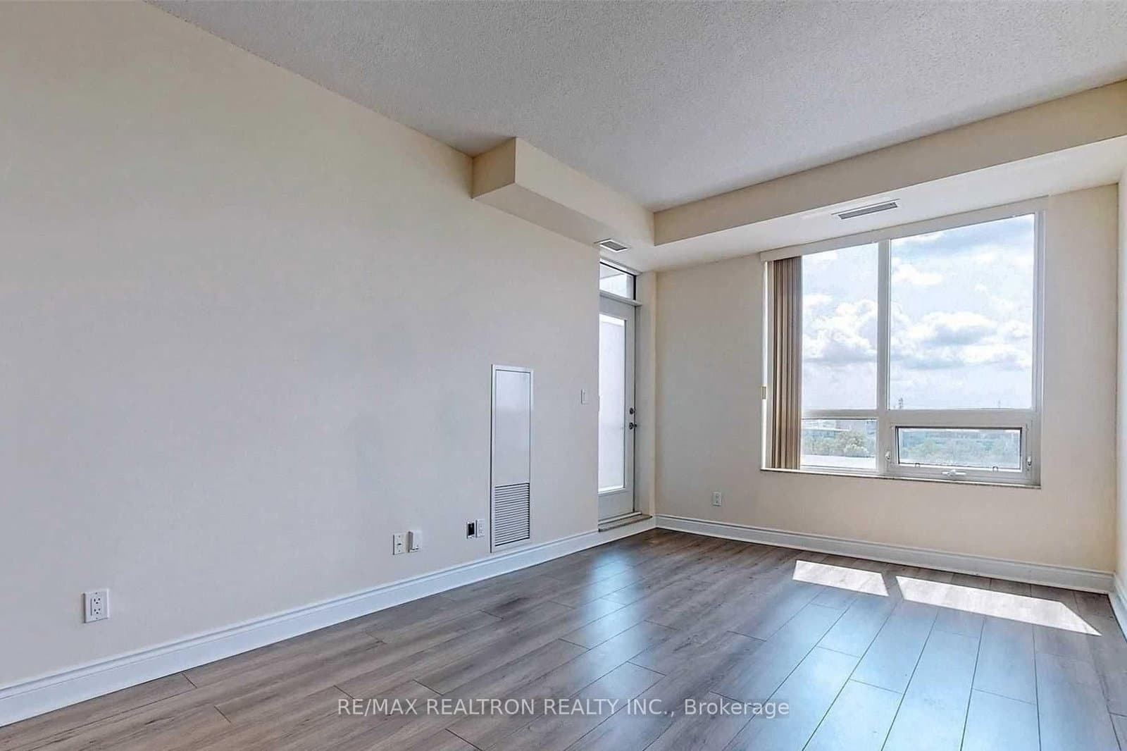50 Clegg Road, Unit 912 thumbnail 5