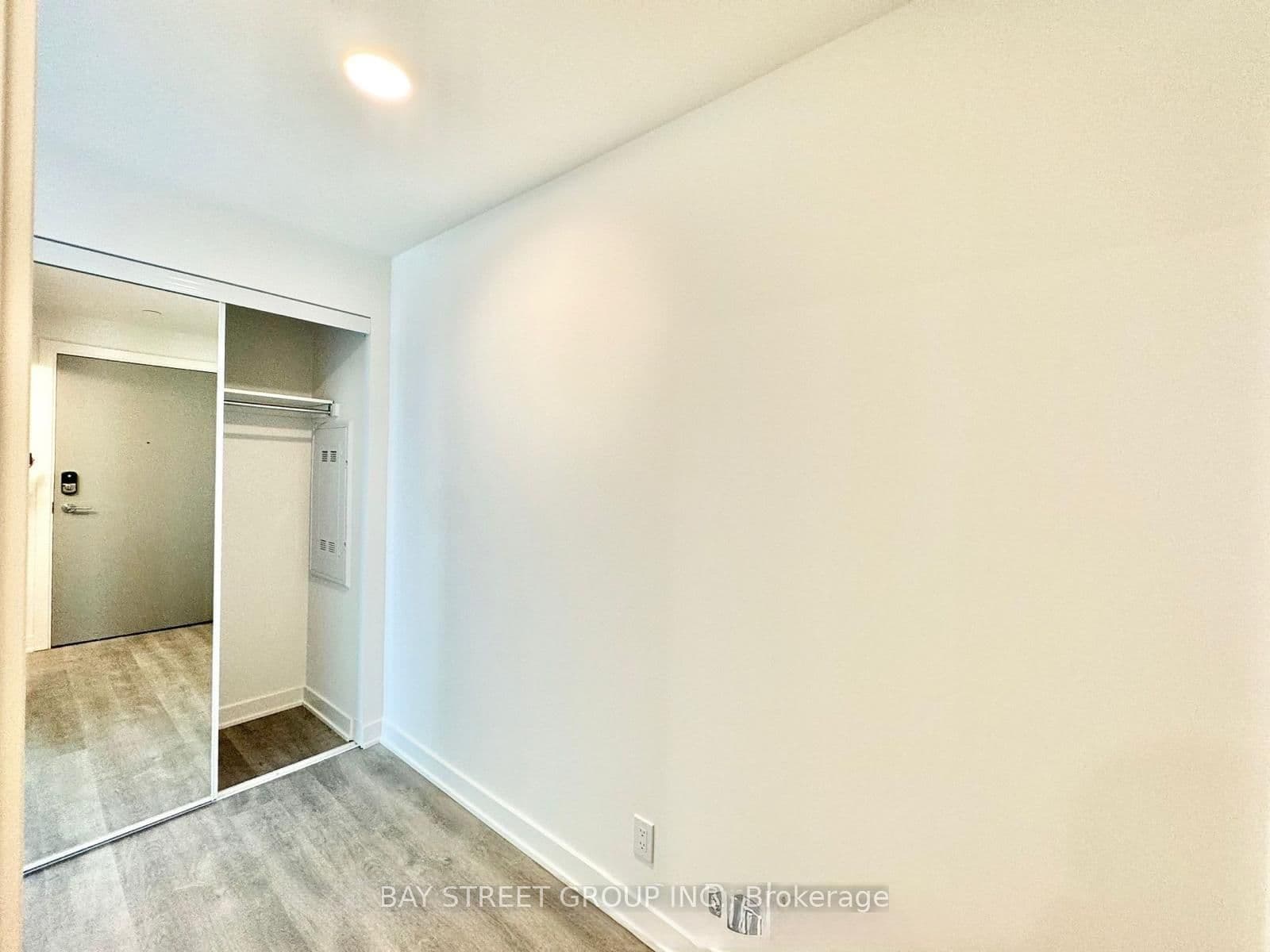 1 Promenade Circle, Unit 908B thumbnail 3