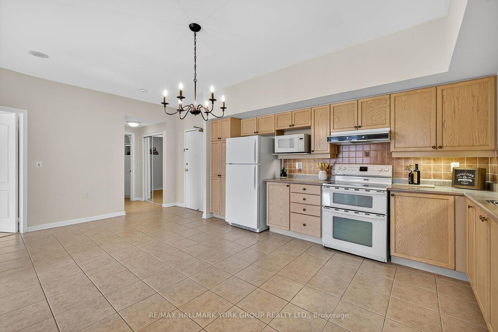 2500 Rutherford Road, Unit 509 thumbnail 14