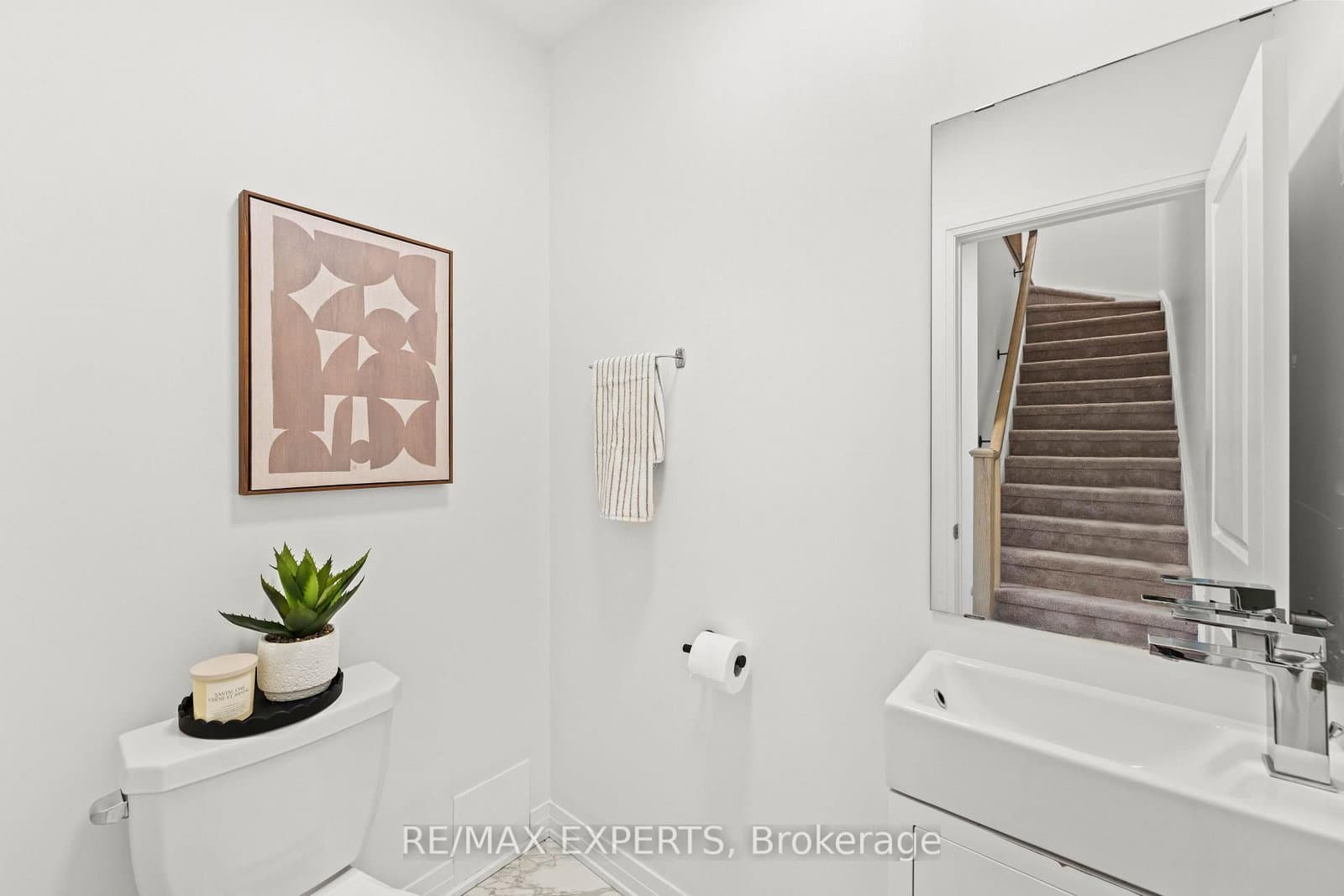 31 Baynes Way, Unit 1 thumbnail 24