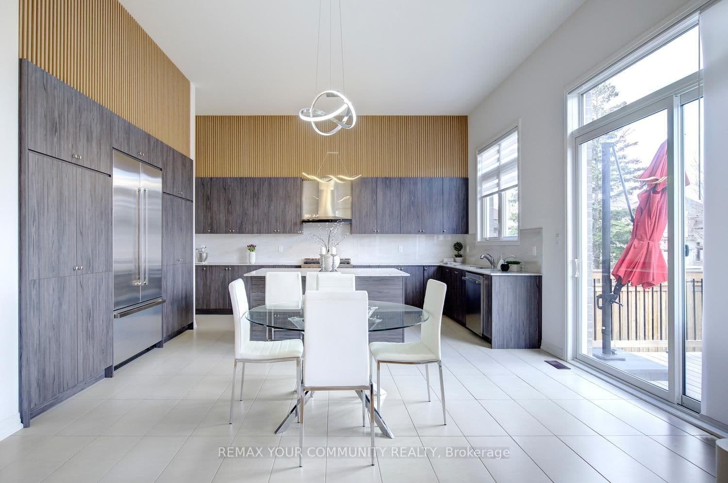 96 Bond Crescent thumbnail 14
