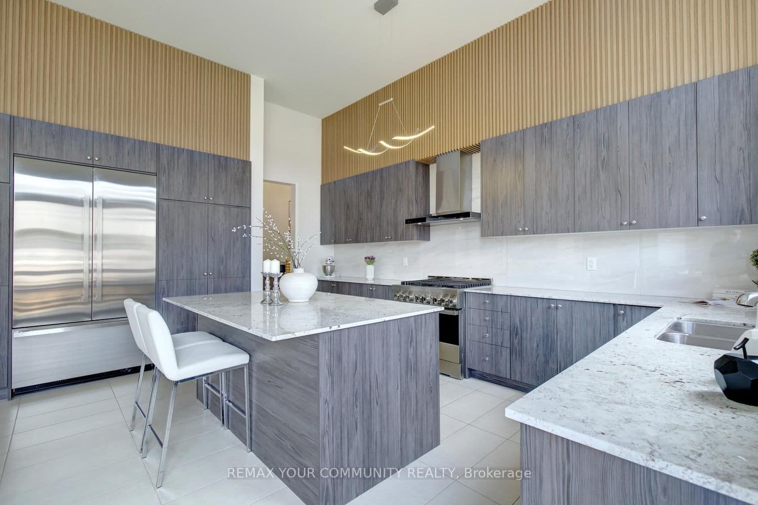 96 Bond Crescent thumbnail 19
