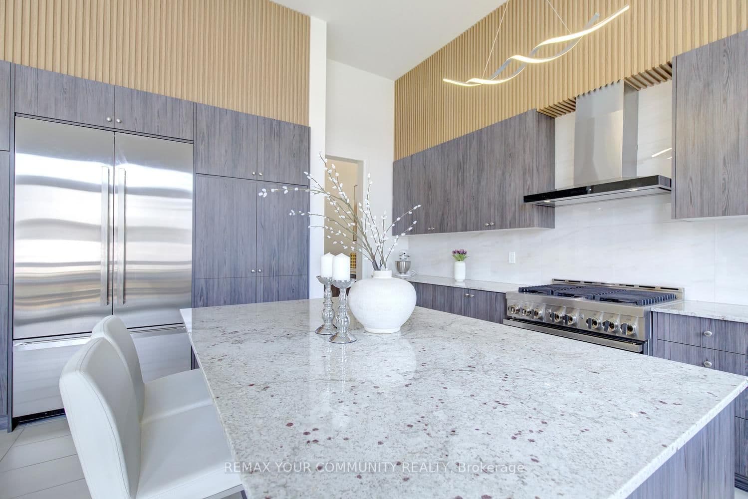 96 Bond Crescent thumbnail 20