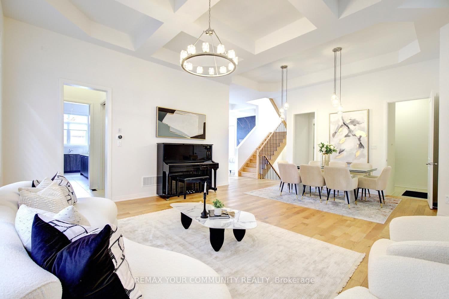 96 Bond Crescent thumbnail 28