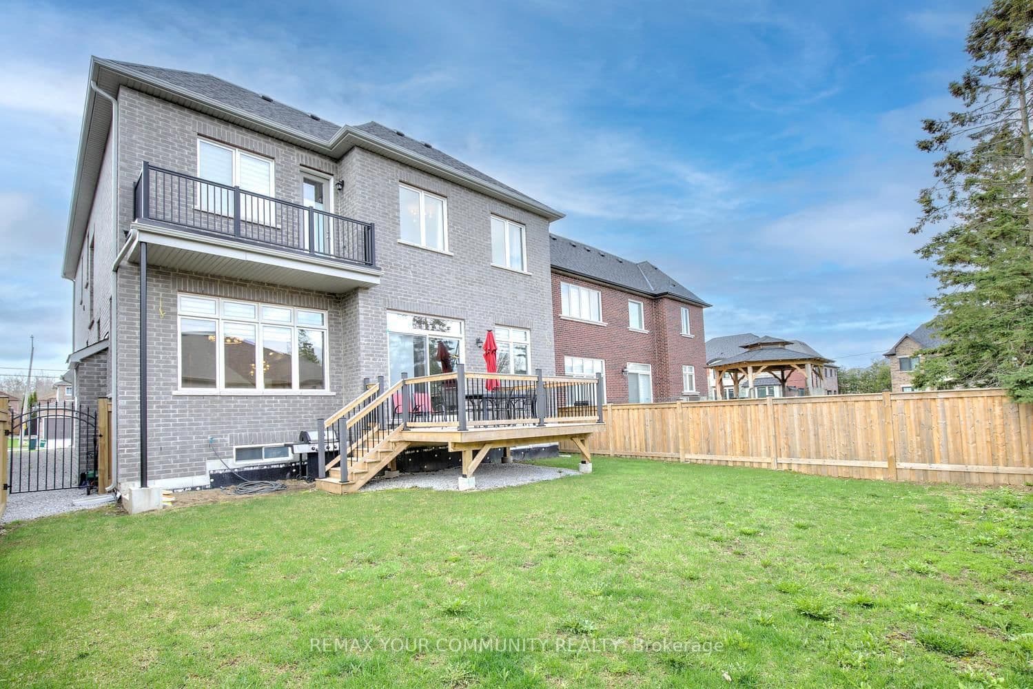 96 Bond Crescent thumbnail 47