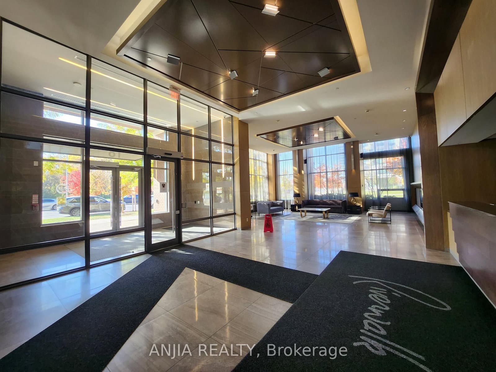 18 UPTOWN Drive, Unit 901 thumbnail 5