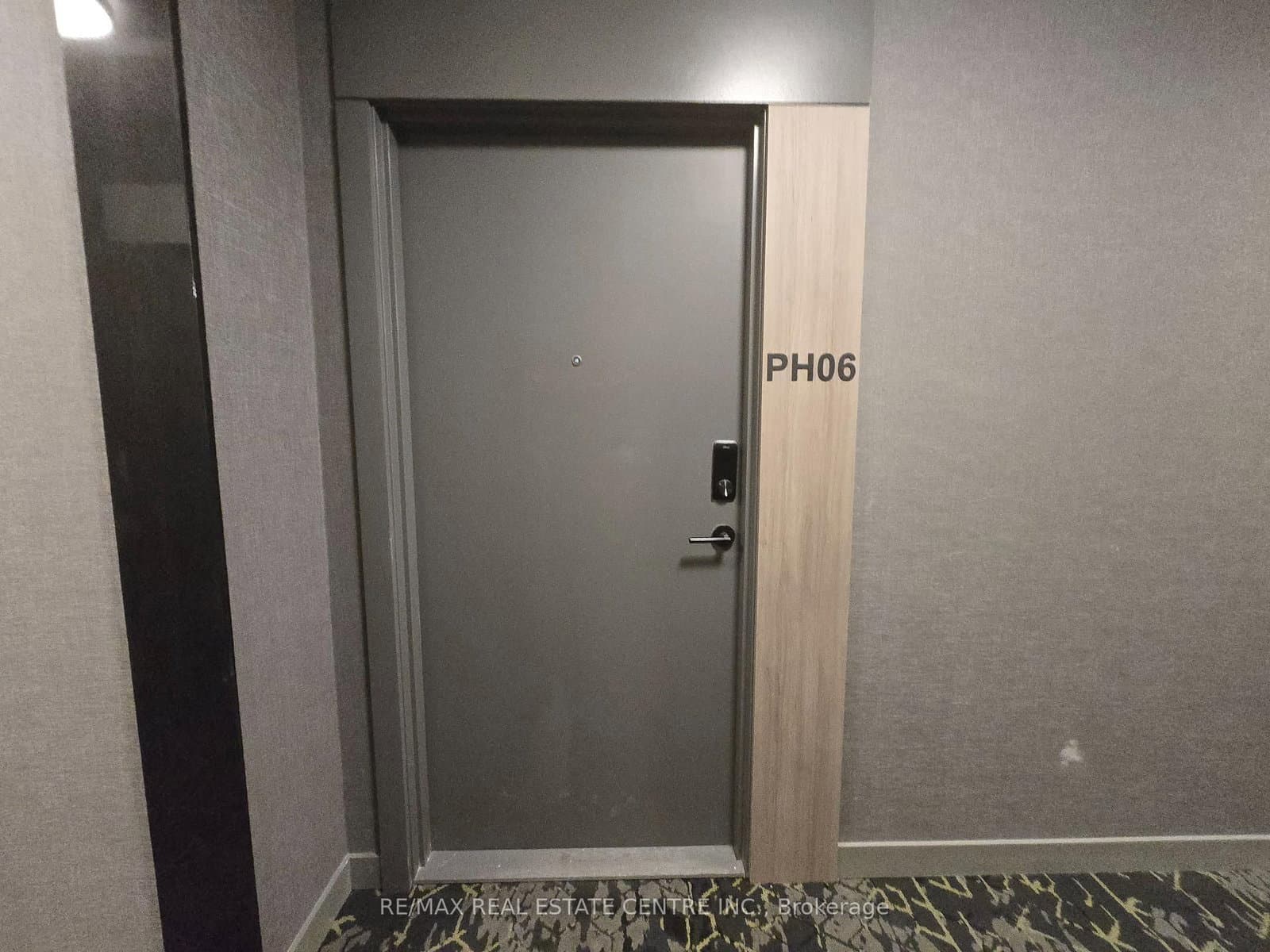 9751 Markham Road, Unit PH06 thumbnail 14
