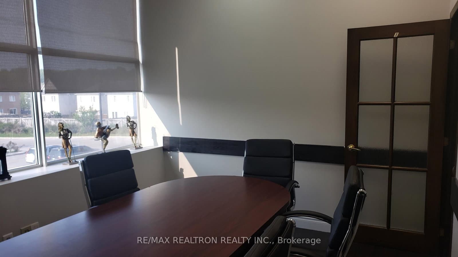 7 Eastvale Drive, Unit 203 thumbnail 11