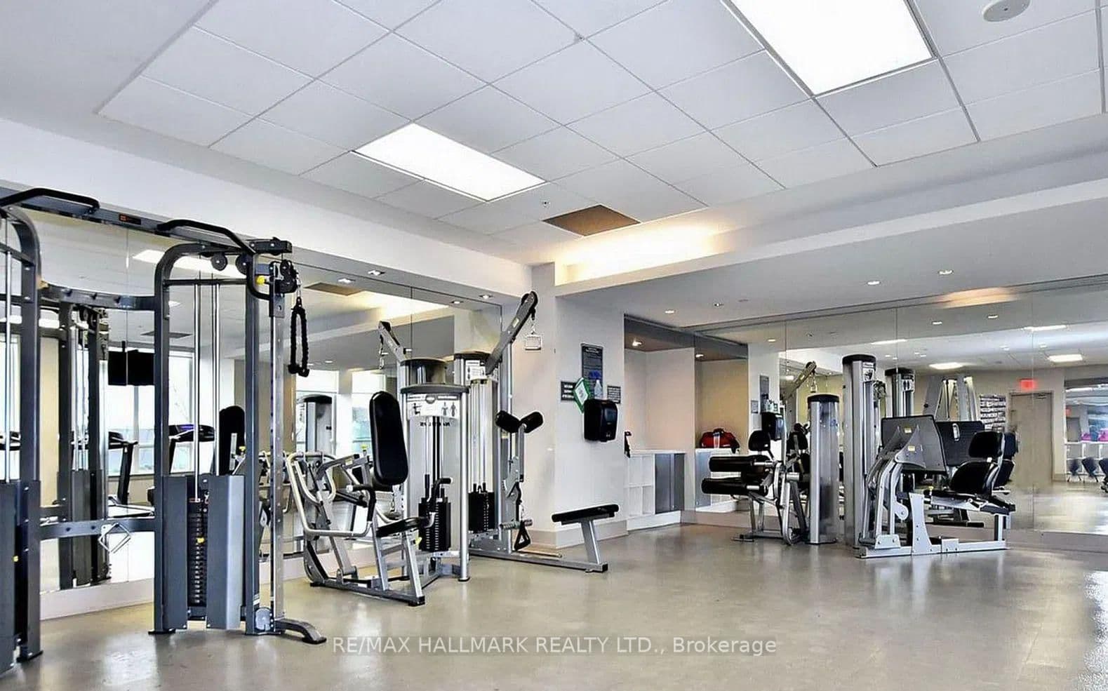7171 Yonge Street, Unit PH301 thumbnail 23
