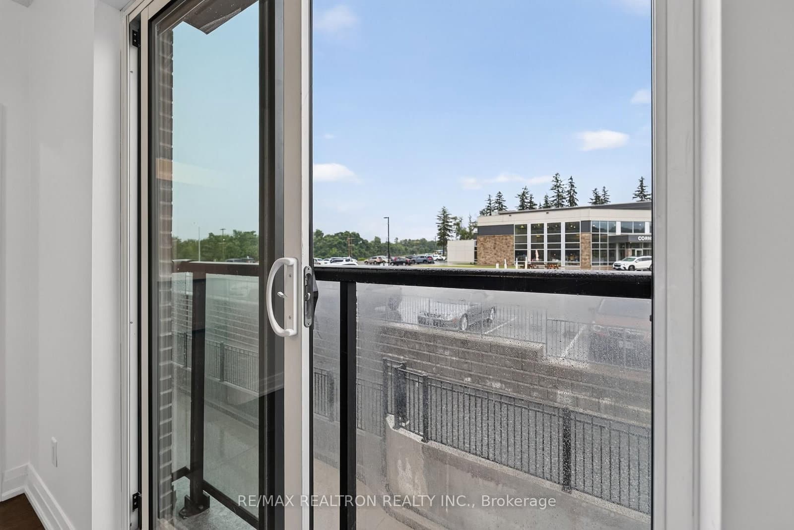 9700 Ninth Line, Unit 219 thumbnail 14