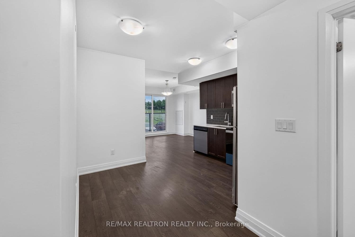 9700 Ninth Line, Unit 219 thumbnail 6