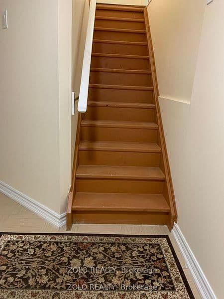 175 Mabley Crescent, Unit Basement thumbnail 7