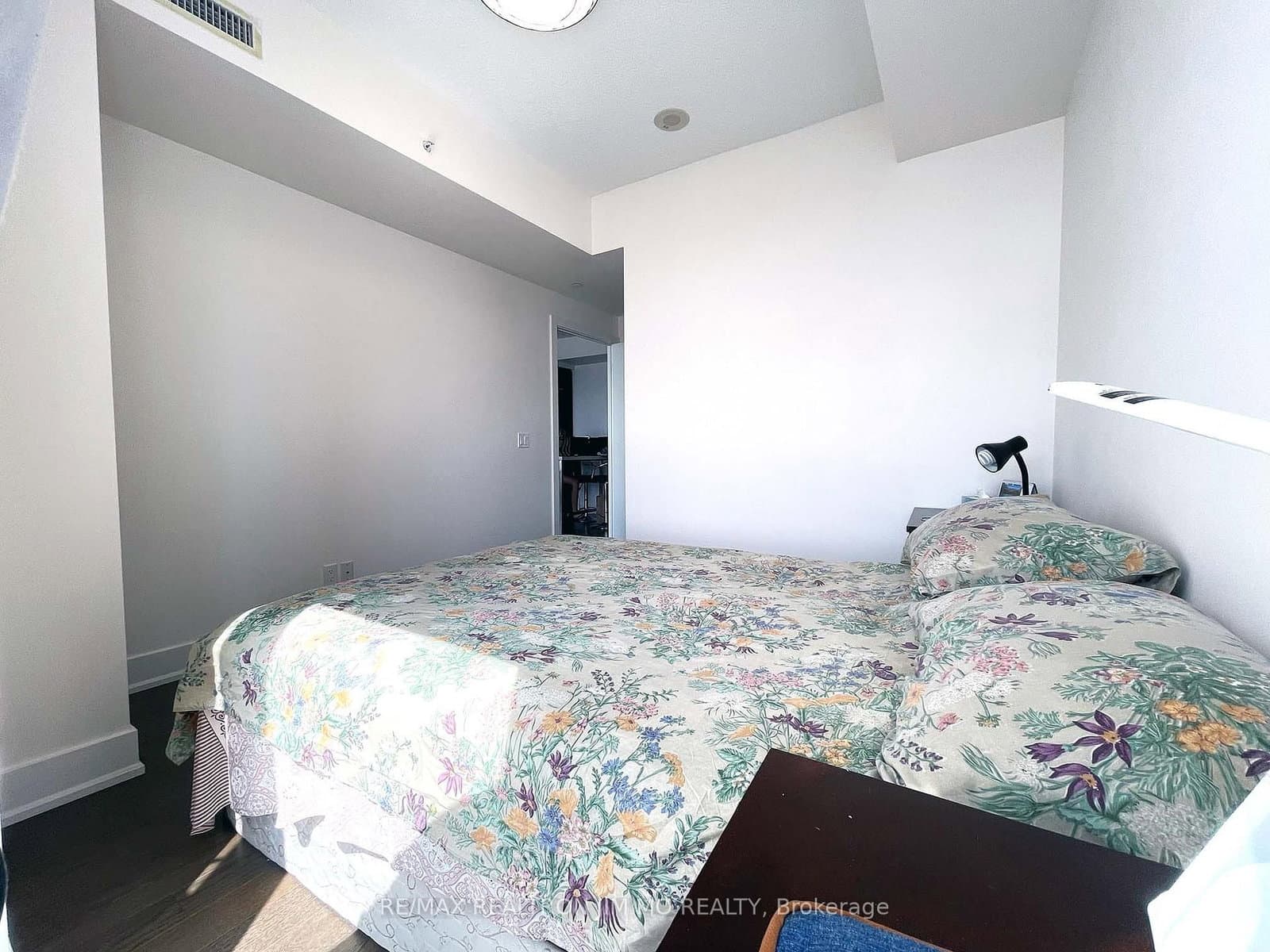 180 Enterprise Boulevard, Unit 808 thumbnail 9