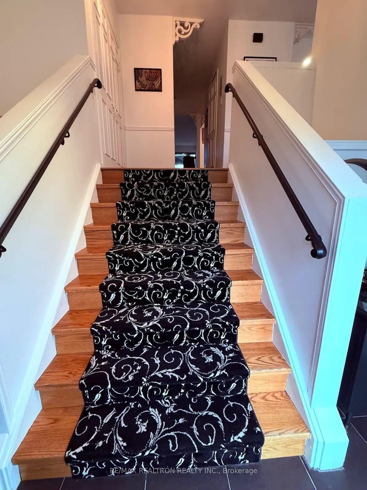 44 Roxborough Lane thumbnail 2