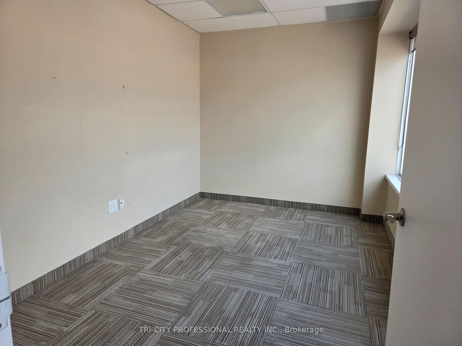 9889 Markham Road, Unit 204 thumbnail 10