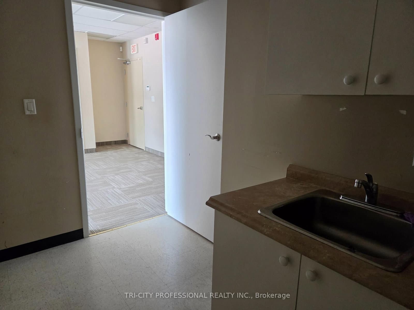 9889 Markham Road, Unit 204 thumbnail 6