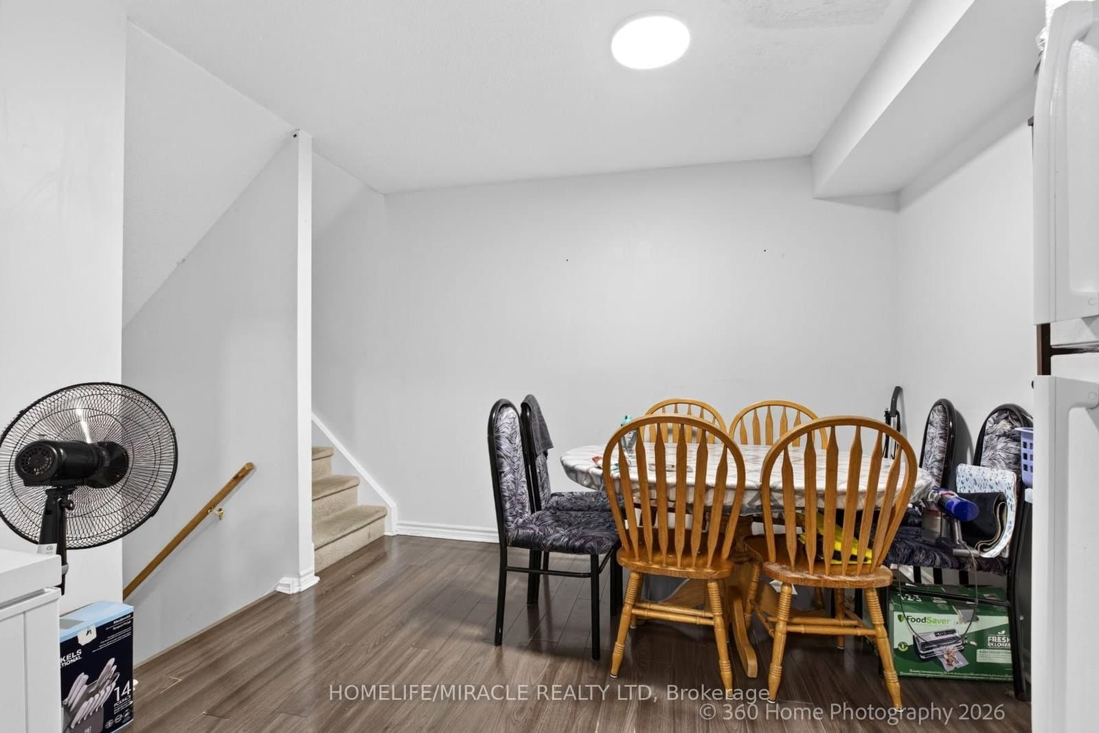 74 Springfair Avenue, Unit 165 thumbnail 11