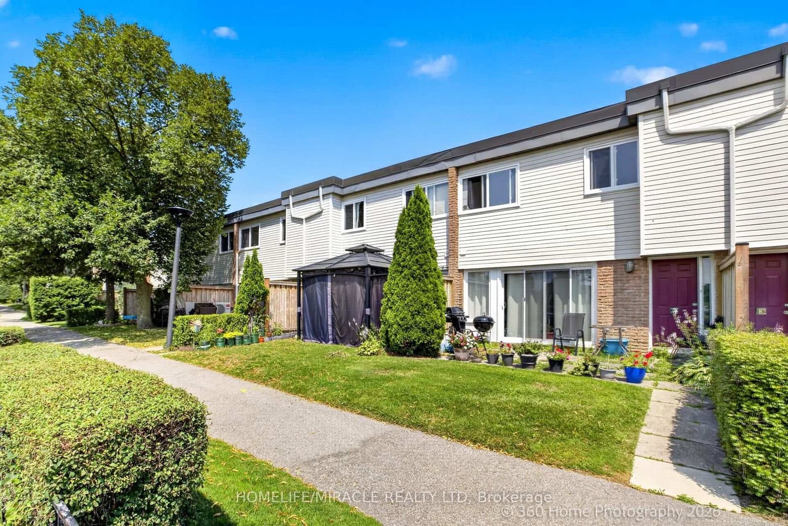 74 Springfair Avenue, Unit 165 thumbnail 2