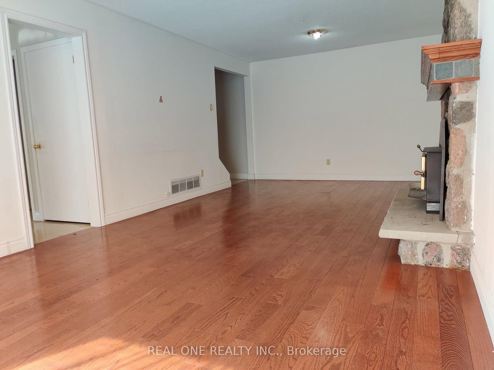72 Liebeck Crescent thumbnail 6