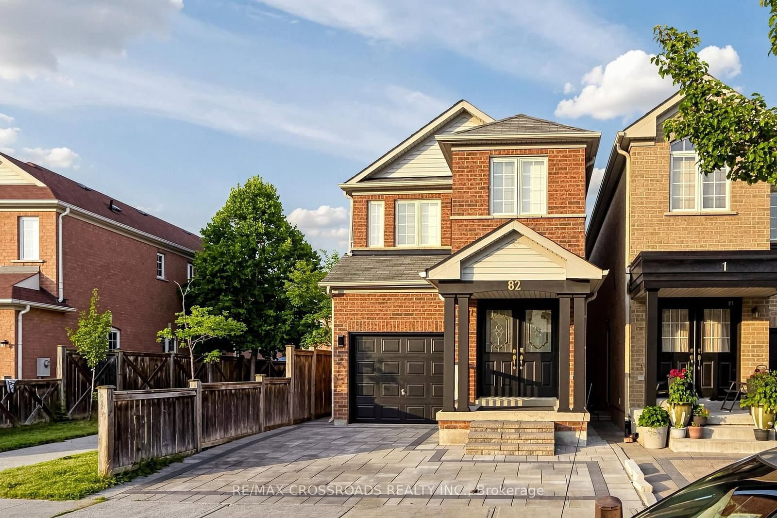 82 Jack Monkman Crescent - Image 1