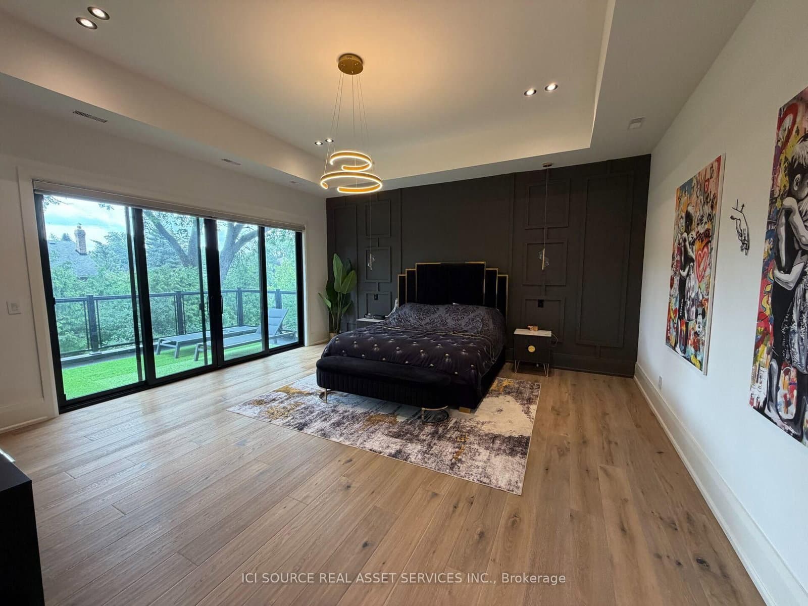 211 Kennedy Street W thumbnail 20