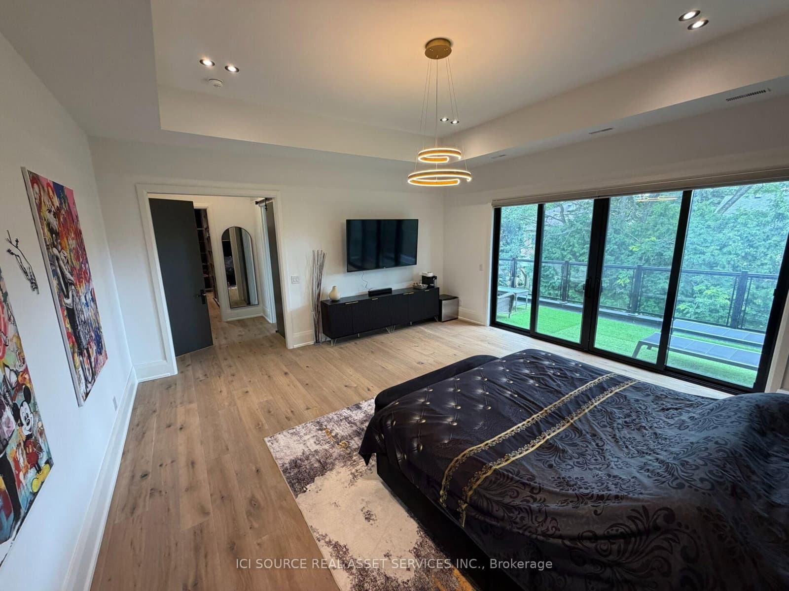 211 Kennedy Street W thumbnail 22