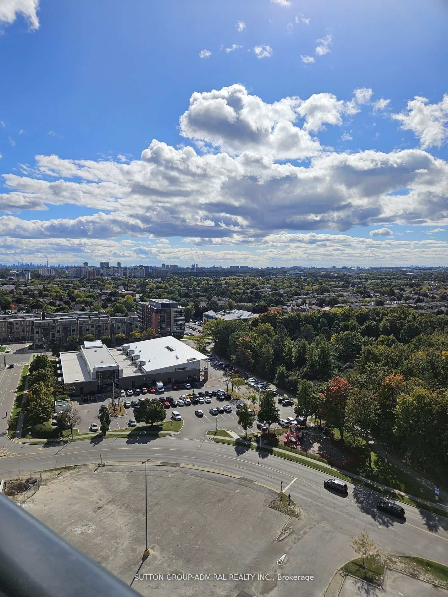 30 Upper Mall Way, Unit A1505 thumbnail 19
