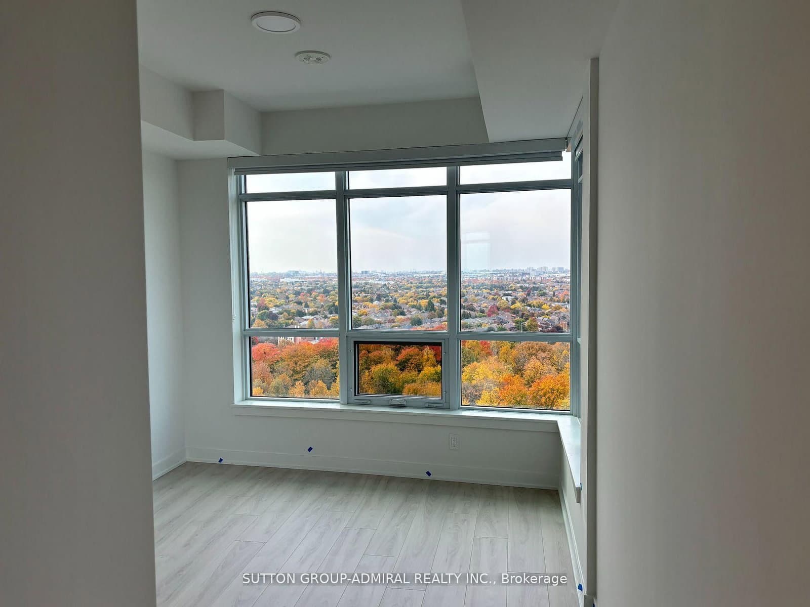 30 Upper Mall Way, Unit A1505 thumbnail 6