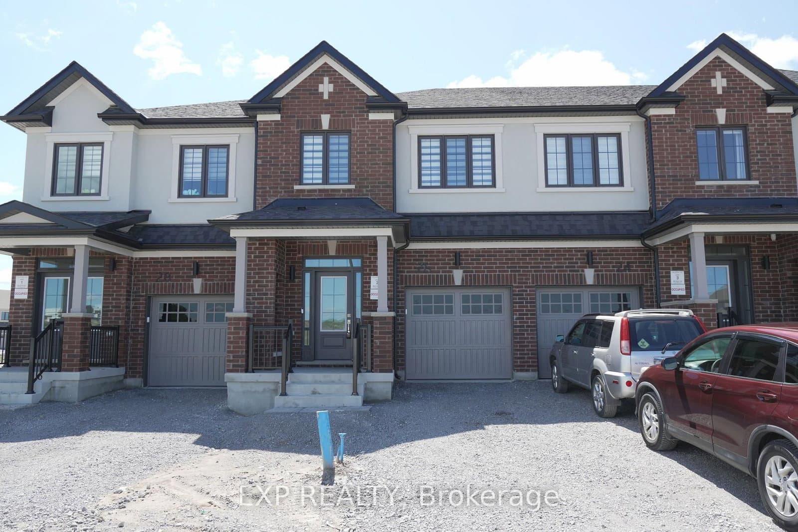 26 Alfred Garvey Gate - Image 1