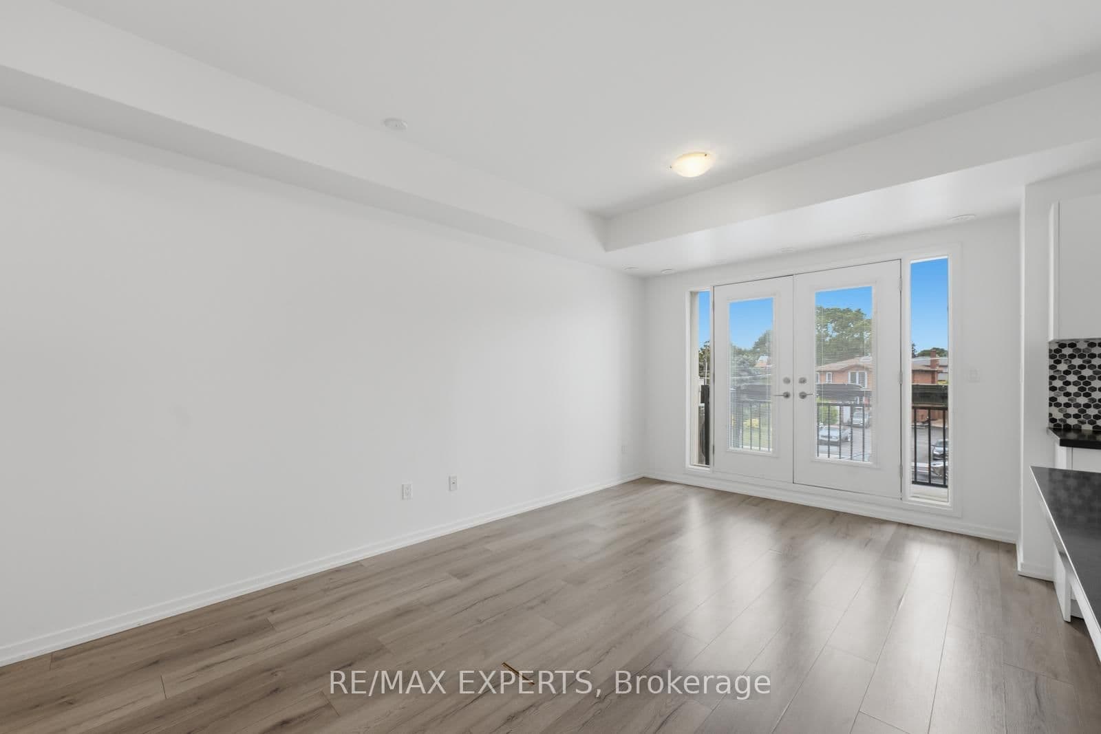 26 Bruce Street, Unit E09 thumbnail 10