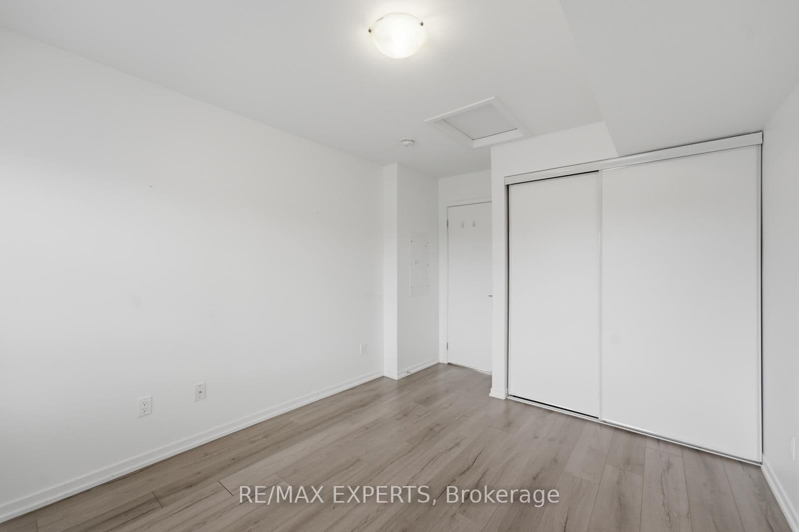 26 Bruce Street, Unit E09 thumbnail 23