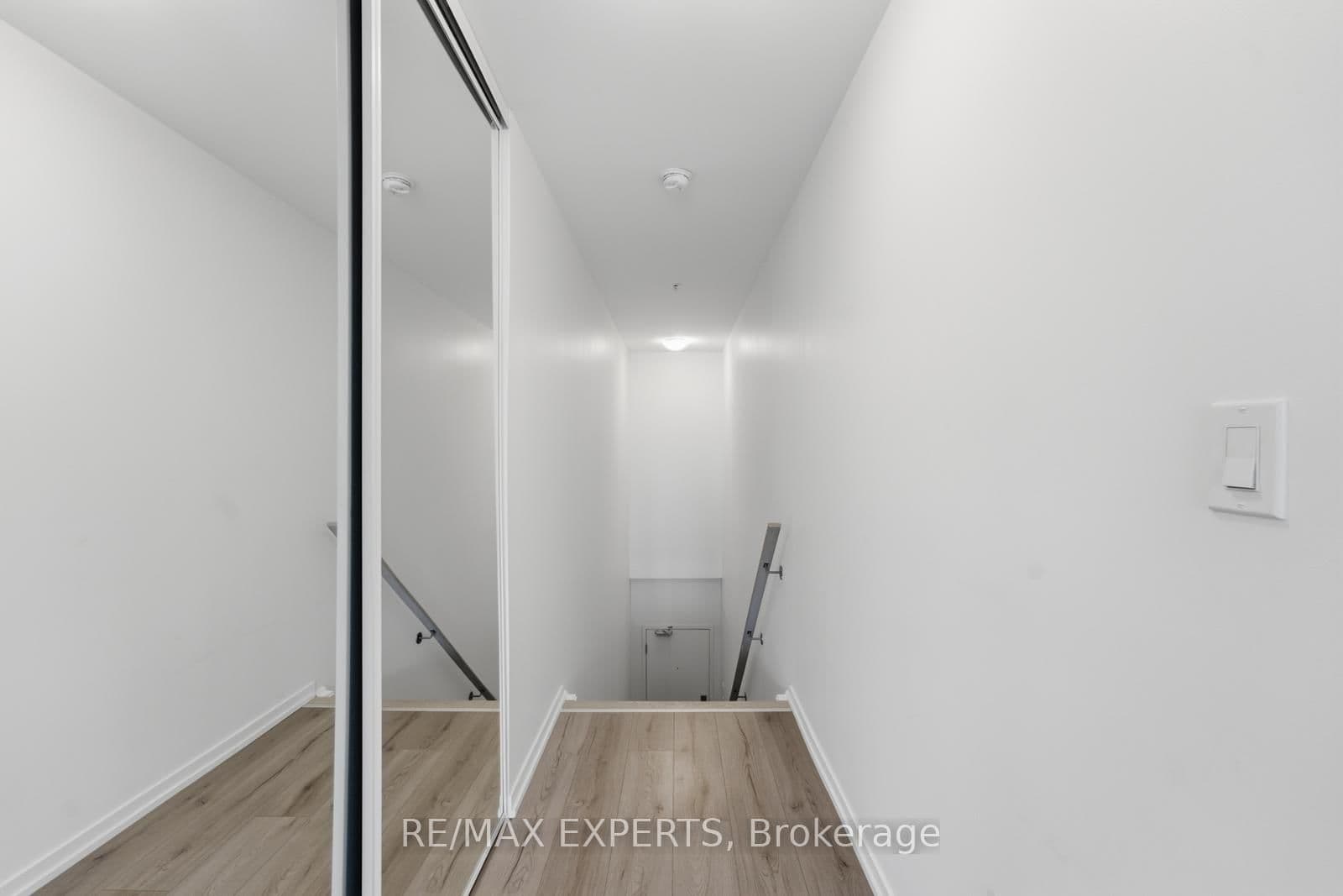 26 Bruce Street, Unit E09 thumbnail 5