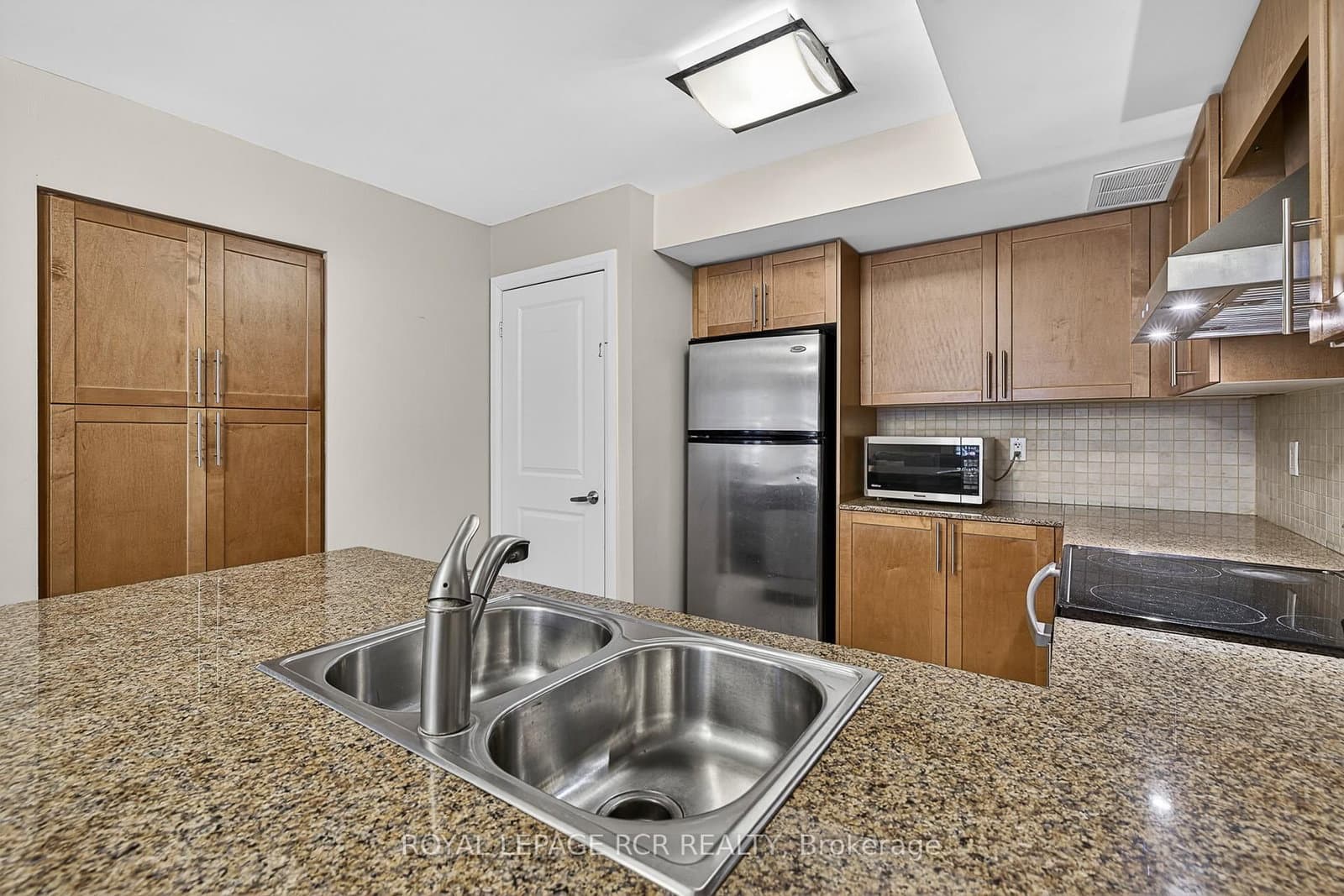 326 John Street, Unit 138 thumbnail 16