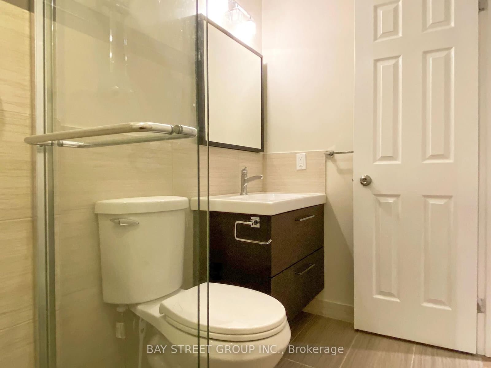 29 Carlton Road, Unit Basement thumbnail 12