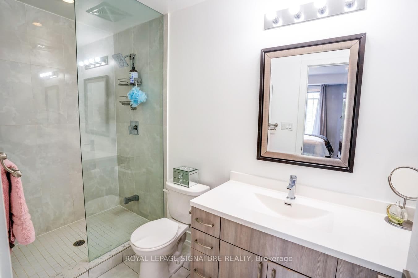 201 Pine Grove Rd Road, Unit 426 thumbnail 20