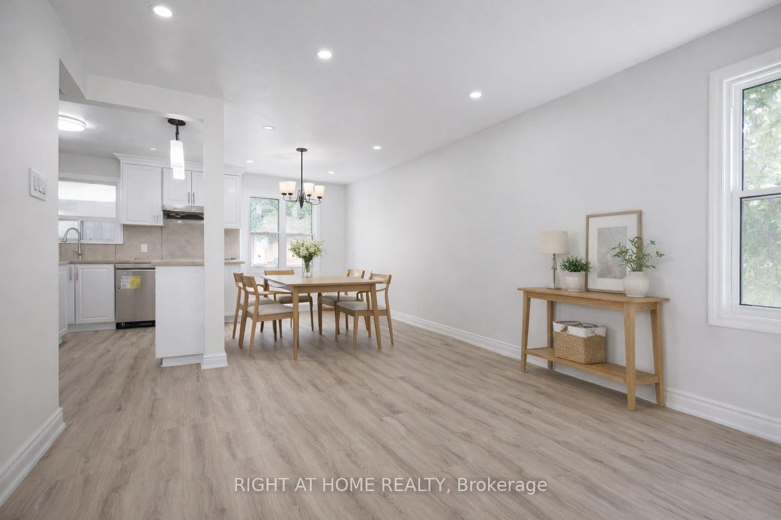 225 Essex Avenue thumbnail 2