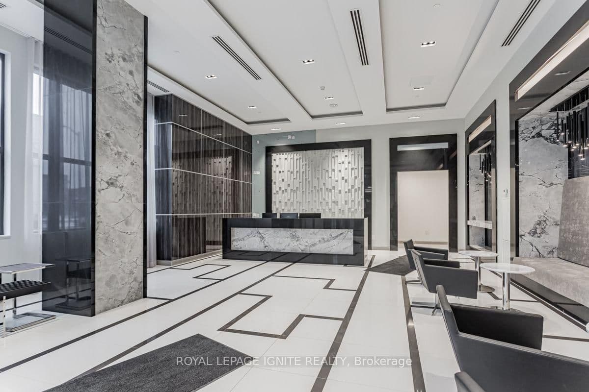 100 Eagle Rock Way, Unit 305 thumbnail 2