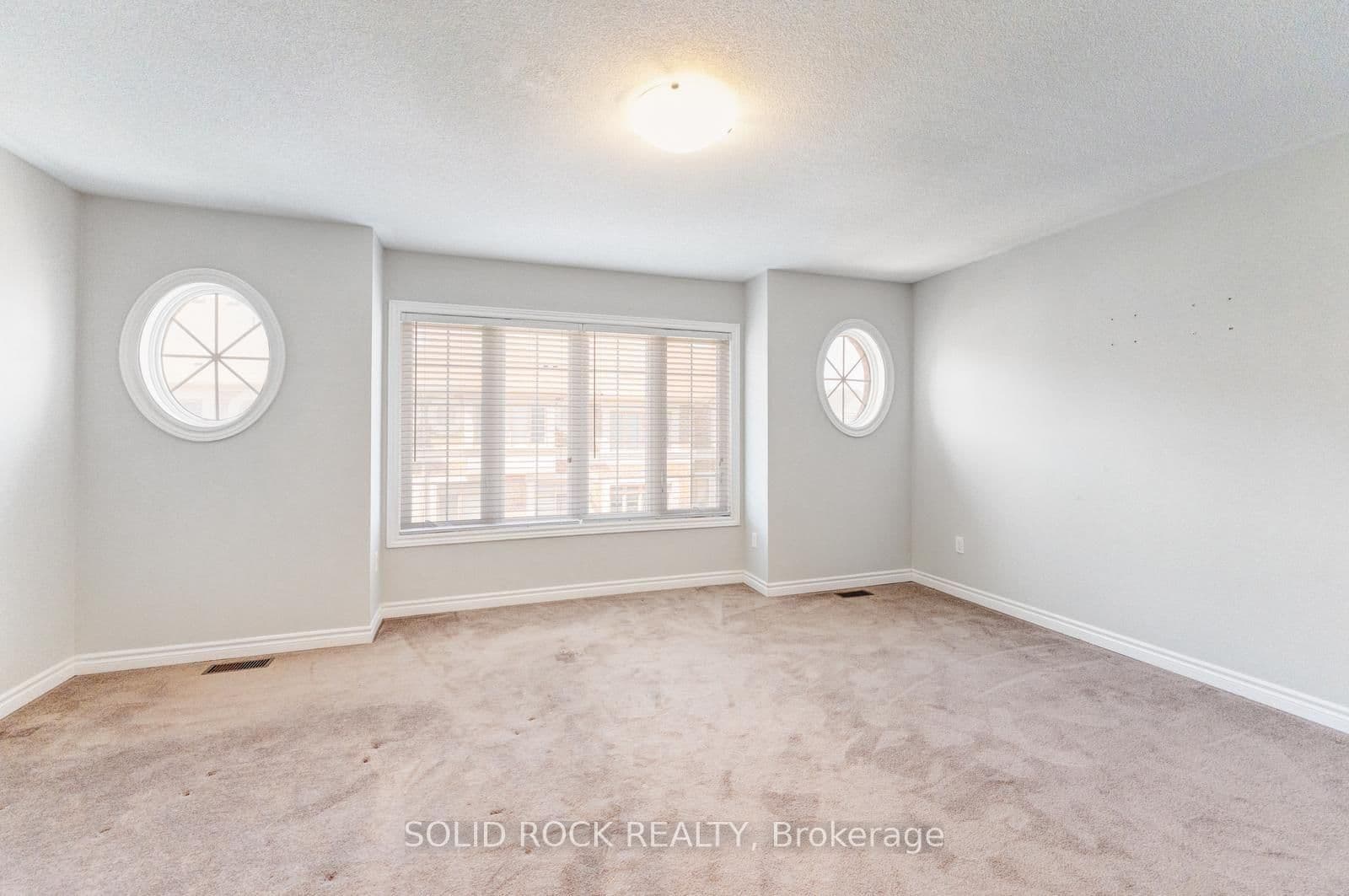 142 Farooq Boulevard S thumbnail 23